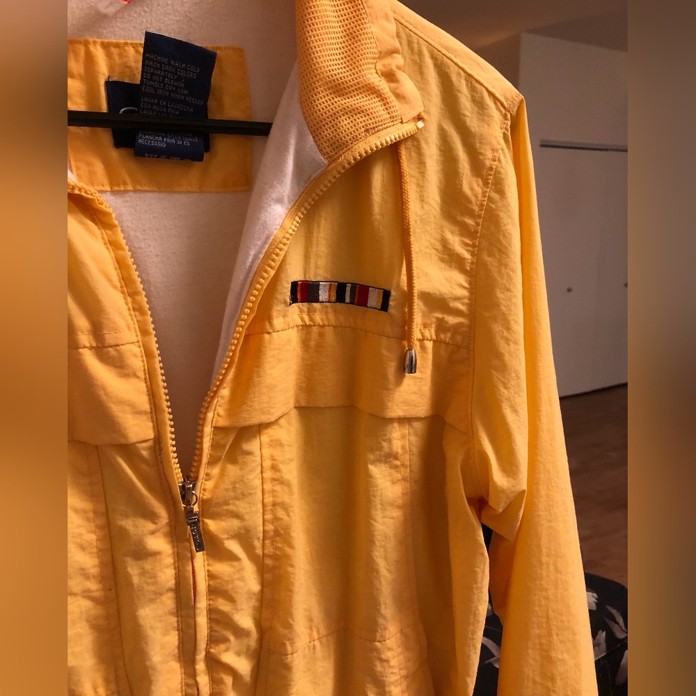 Catalina Wine Mixer Windbreaker Shade Yellow Crayon
